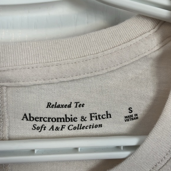 ABERCROMBIE T-SHIRT - CHICAGO BULLS - Picture 3 of 4